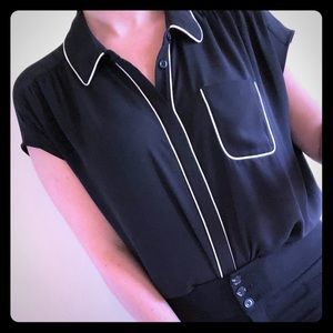 Classy black Loft T-shirt